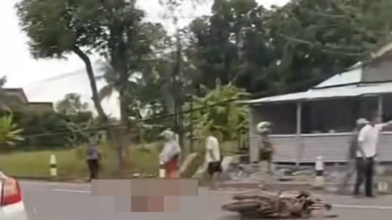Tangkapan layar Moge Harley Davidson milik bos Rokok HS kecelakaan