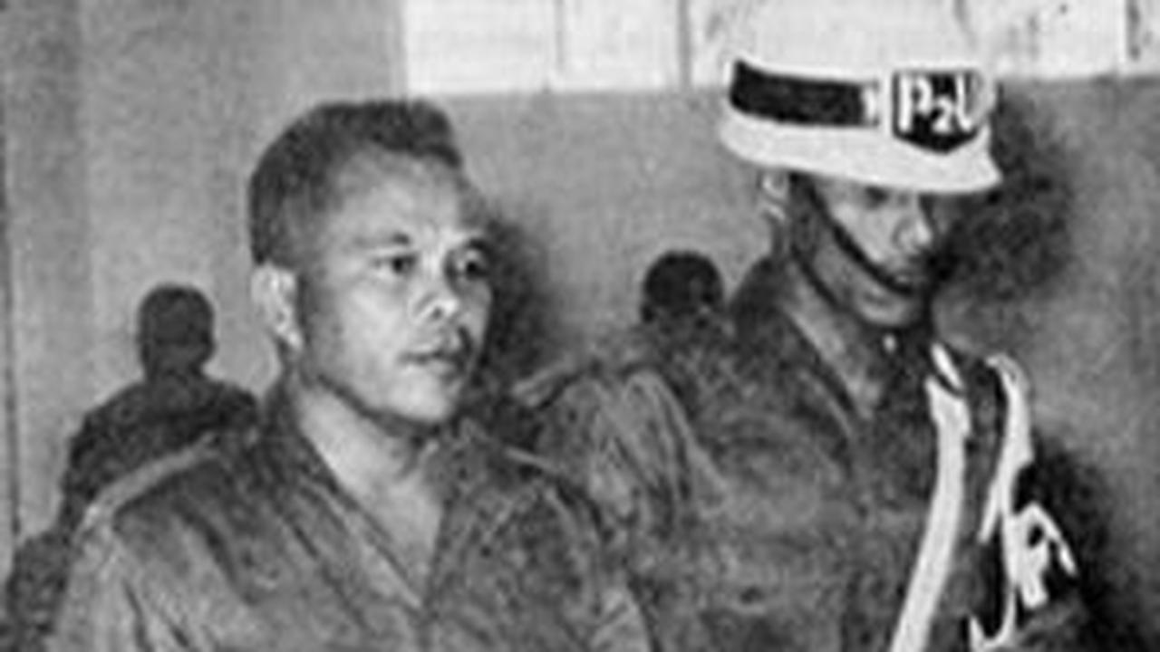 Pelarian Untung pentolan Pasukan Tjakrabirawa yang memimpin G30S/PKI ini harus berakhir di Tegal, Jawa Tengah. Ia tertangkap oleh massa yang mengira dirinya merupakan seorang copet. <br>
