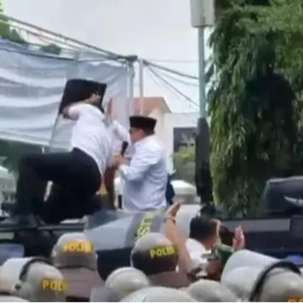 Pengakuan Bupati Pati Sudewo Usai Didemo dan Dilempari: Saya Banyak Kekurangan, Kelemahan