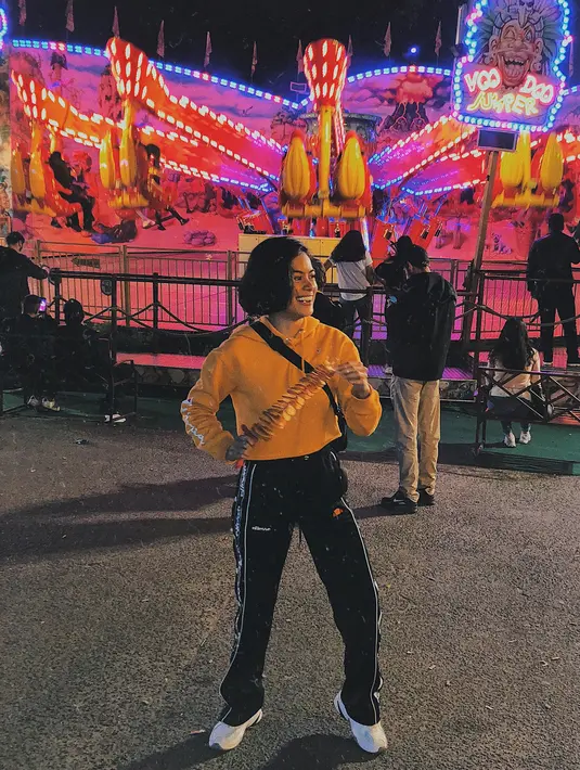 (Instagram/evacelia)