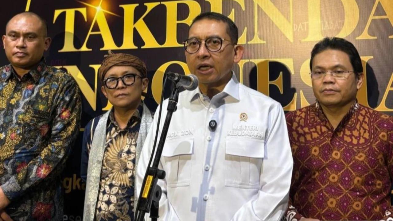 Menteri Fadli Zon Sayangkan Kubu PB XIV Purboyo CS Absen Peresmian Panggung Sanggabuwana