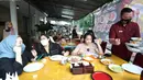 Nagita Slavina Borong Nasi padang (Youtube/Rans Entertainment)