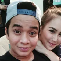 Ayu Ting Ting dan Billy Syahputra (Instagram/@ayutingting92)