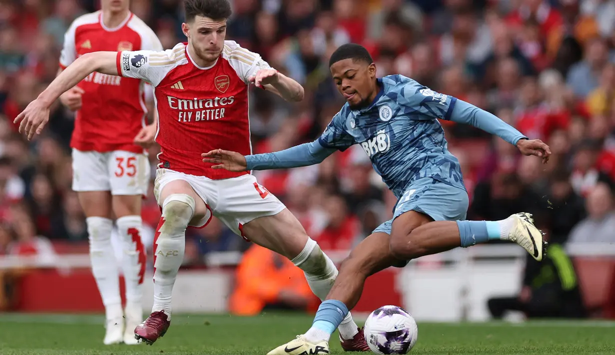 The Gunners gagal menjauhi Liverpool yang dikejutkan Crystal Palace 0-1 beberapa jam sebelumnya. (Adrian DENNIS / AFP)