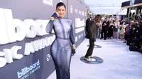 Kylie Jenner tampil dengan busana yang memukau di ajang red carpet Billboard Music Awards 2022 (Dok. Matt Winkelmeyer / GETTY IMAGES NORTH AMERICA / Getty Images via AFP)