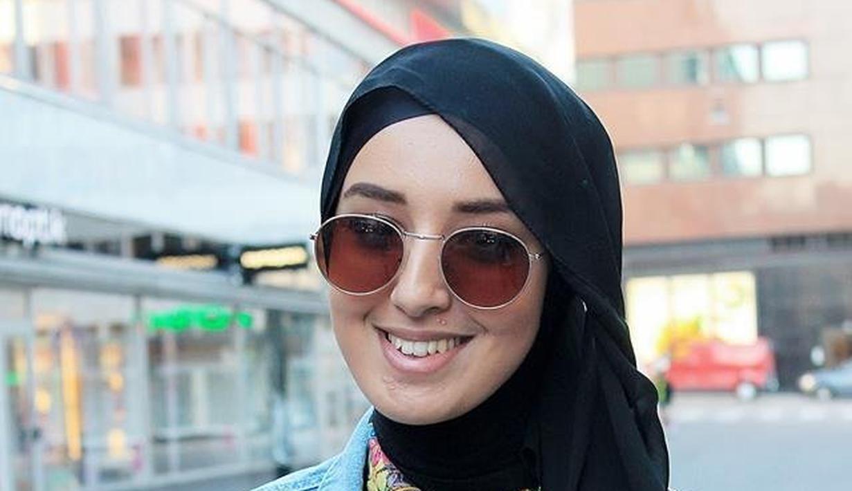 12 Ide Style Hijab Dengan Rompi Untuk Kamu Yang Praktis Fimela