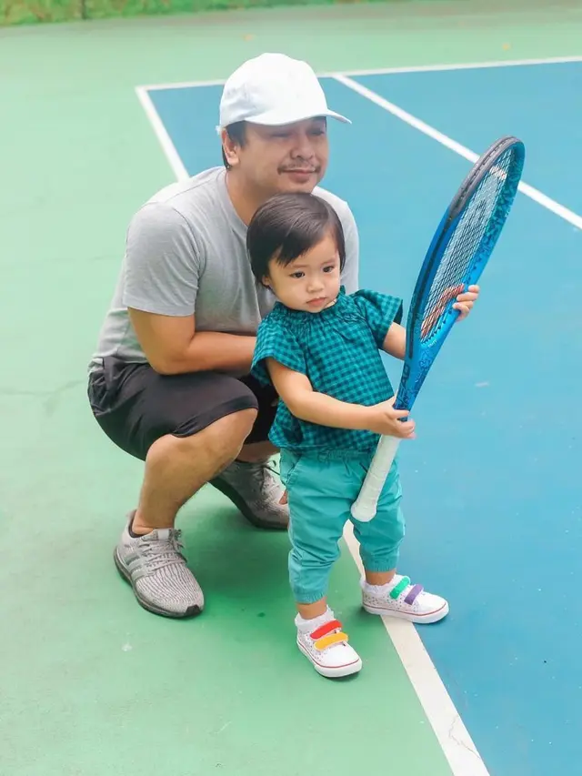 [Fimela] Istri Raditya Dika Melahirkan Anak Kedua