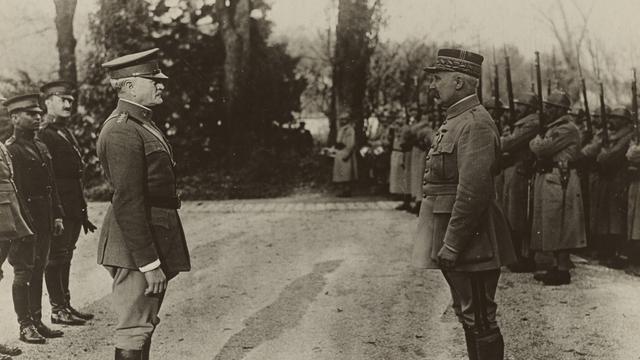 Ilustrasi ucapan kenaikan pangkat