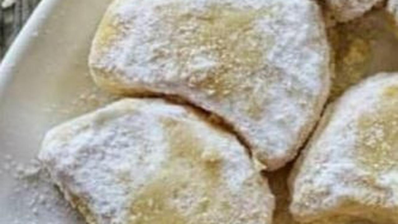 6. Resep Kue Putri Salju Almond<br>