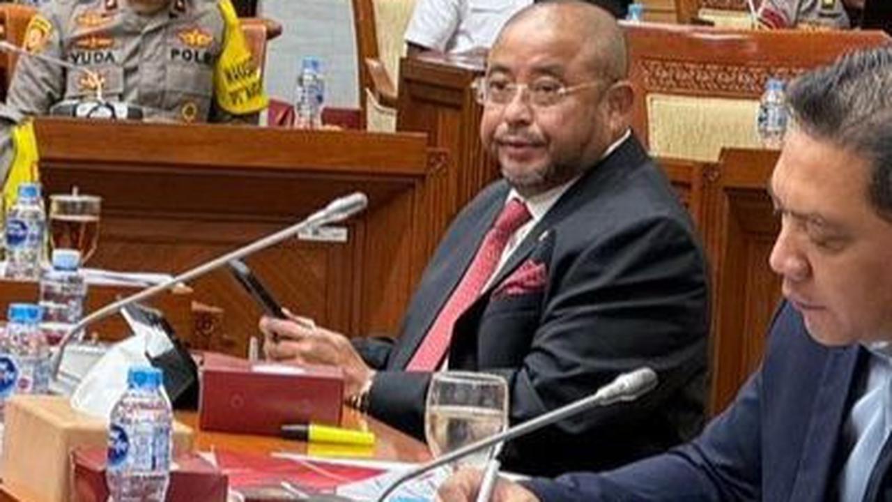 VIDEO: Komjen Fadil Jawab Aboe Bakar PKS: Kami Tak Katakan Ada Capres-Cawares Dibiayai Asing