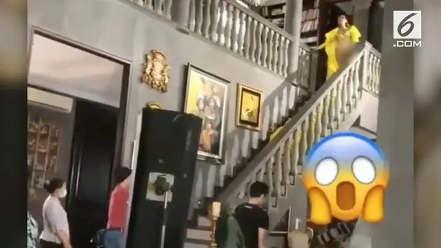 VIDEO: Syuting Pakai Bikini, Lucinta Luna Jatuh dari Tangga
