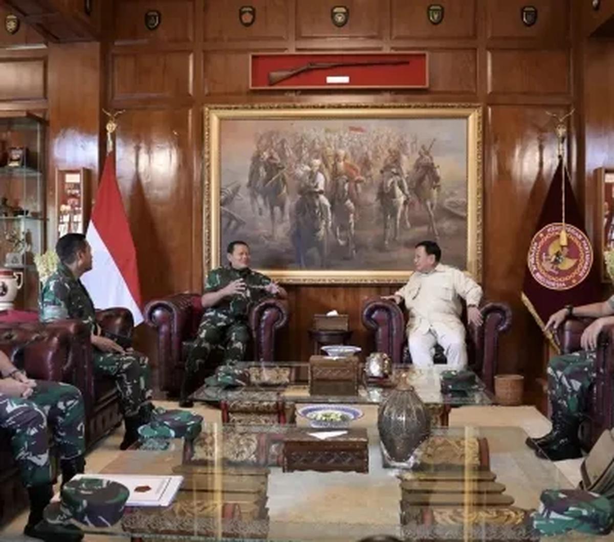 Pemeriksaan atas Laporan Keuangan Pemerintah Pusat (LKPP) Tahun 2022 oleh Badan Pemeriksa Keuangan (BPK) dilaksanakan berdasarkan Undang-Undang Nomor 15 Tahun 2004 tentang Pemeriksaan Pengelolaan dan Tanggung Jawab Keuangan Negara dan Undang-Undang Nomor 