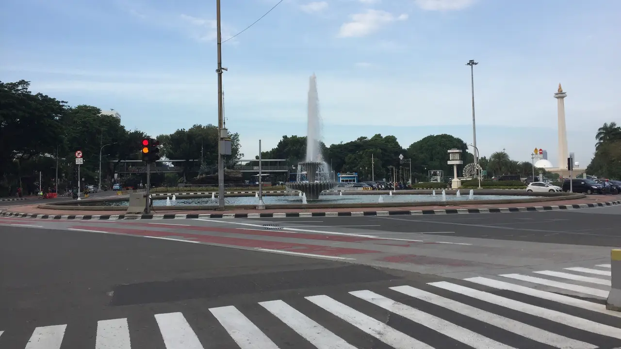 Ruas jalan di kawasan Patung Kuda Arjuna Wiwaha dan Monas