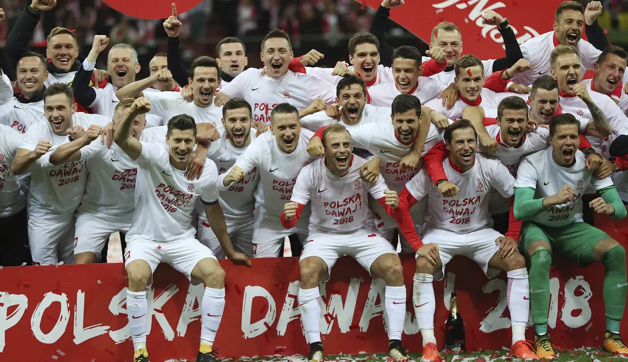 Polandia lolos ke putaran final Piala Dunia 2018 sebagai juaraa Group E dengan statistik delapan kali menang, satu kali seri dan satu kali kalah. (AP/Czarek Sokolowski)