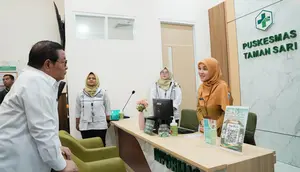 Warga Tanpa KTP Jakarta Datang ke Puskesmas, Ini Jaminan Pramono
