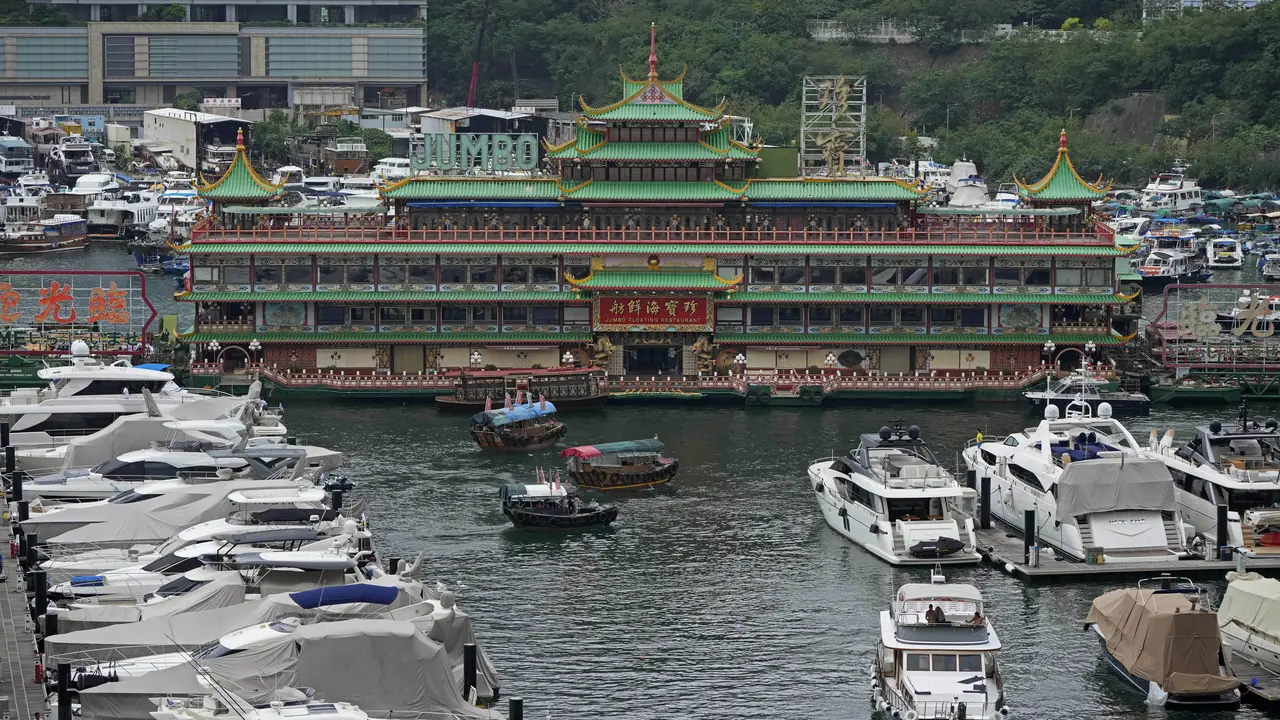 Suasana Restoran Ikonik Hong Kong yang Akan Tutup