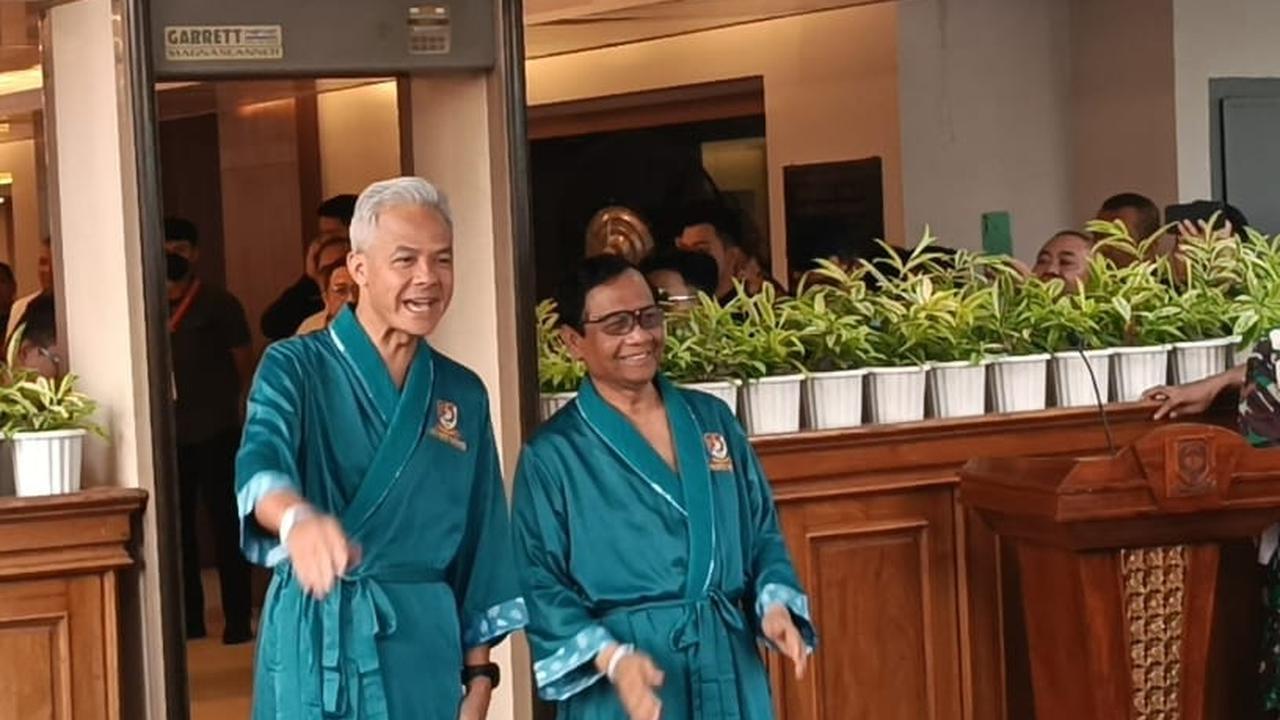 Sebab, dia menjelaskan, pasangan Ganjar-Mahfud Md merupakan pasangan yang hadir dari gerakan rakyat yang otentik, bukan dari permainan institusi.<br>