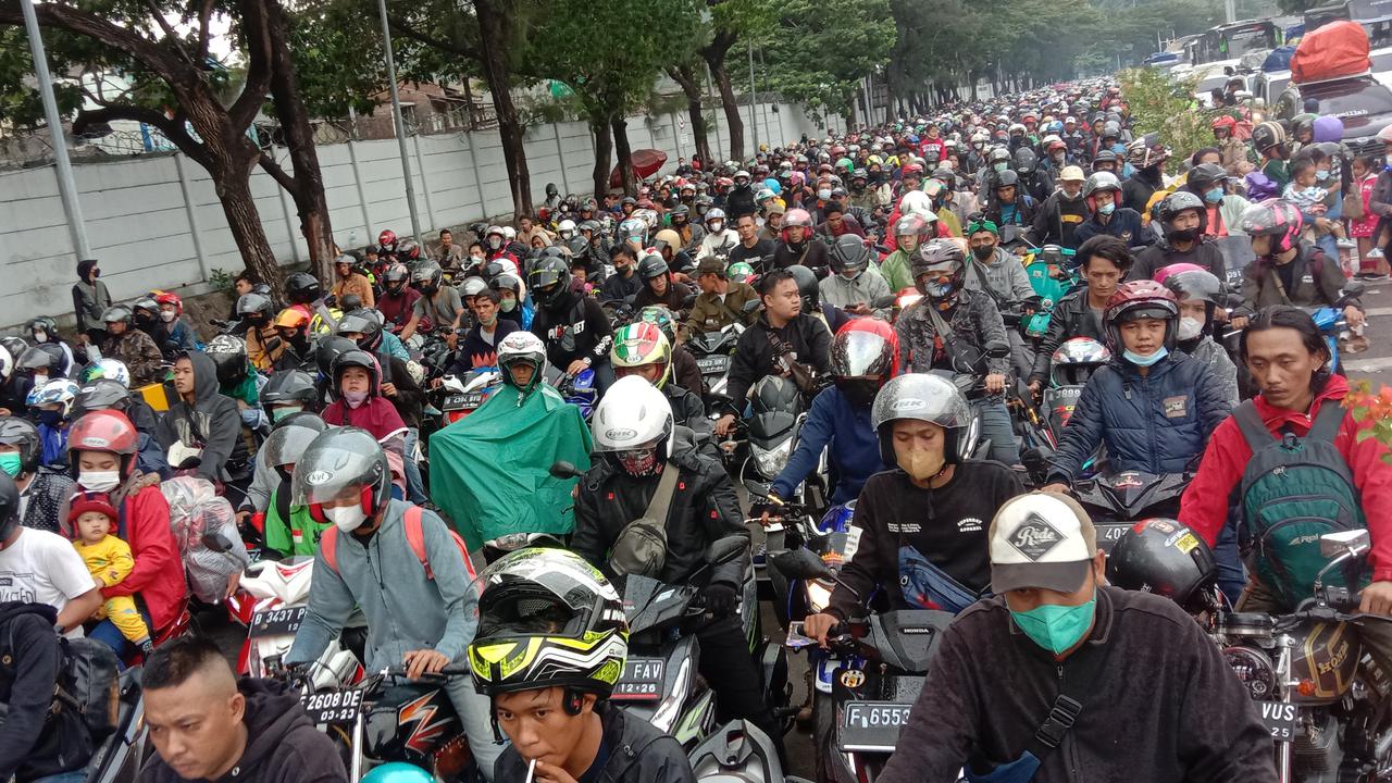 Tips Persiapan Mudik Naik Motor yang Aman dan Nyaman