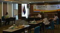 Rapat koordinasi yang dihadiri Menhub Budi Karya Sumadi, para pejabat Unit Pelaksana Teknis Kemenhub di Lingkungan Kemenhub dan sejumlah stakeholder bidang transportasi di Jawa Timur. (Foto: Dok Istimewa)