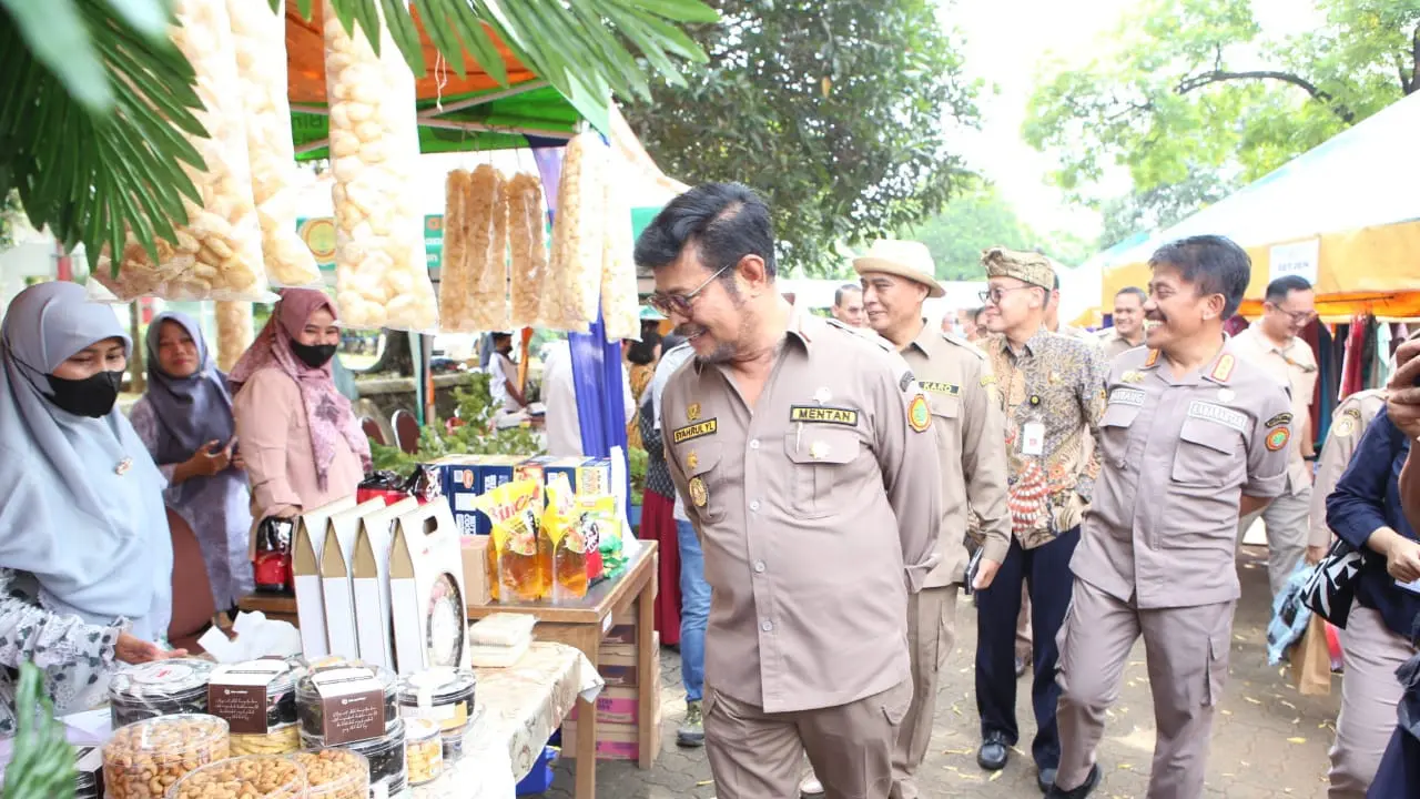 Pastikan Ketersediaan Bapok Murah, Mentan Mentan SYL Tinjau Bazar Ramadhan