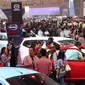 Salah satu cara yang dinilai efektif adalah membuat suatu pameran di pusat perbelanjaan ataupun mengikuti pameran otomotif.