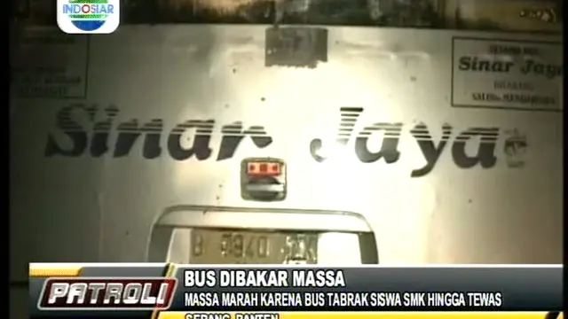 Bus Dibakar Massa, Karena Bus Tabrak Siswa SMK Hingga Tewas