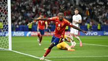 Gol pembuka kemenangan Spanyol dicetak Nico Williams (tengah) pada menit ke-47. (INA FASSBENDER/AFP)