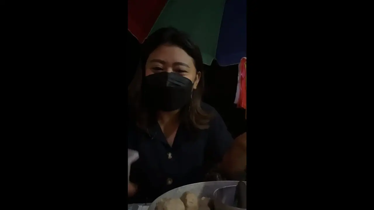 Selebgram Bantu Promosi Dagangan PKL yang Sepi Pembeli akibat PPKM