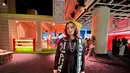 Tampak hadir Chelsea Islan dengan cardigan dan tas birkin dari Hermes. Ia terlihat elegan dan memikat dengan tatanan rambut natural dan makeup flawless.  / Foto dok: Fimela.com.