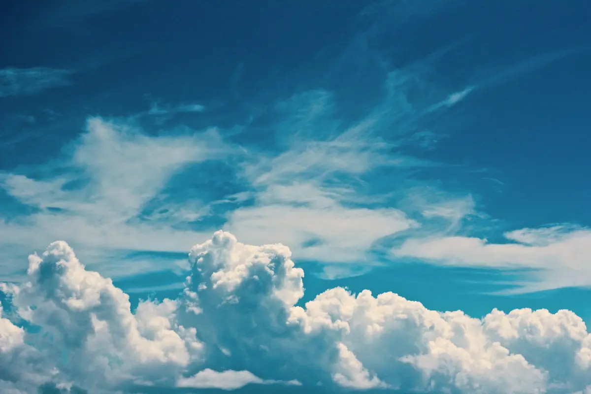 Ilustrasi mimpi, awan