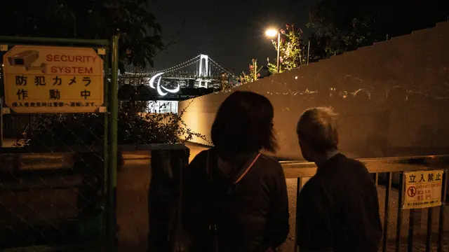 FOTO: Nyala Simbol Paralimpiade di Tepi Pantai Odaiba Tokyo