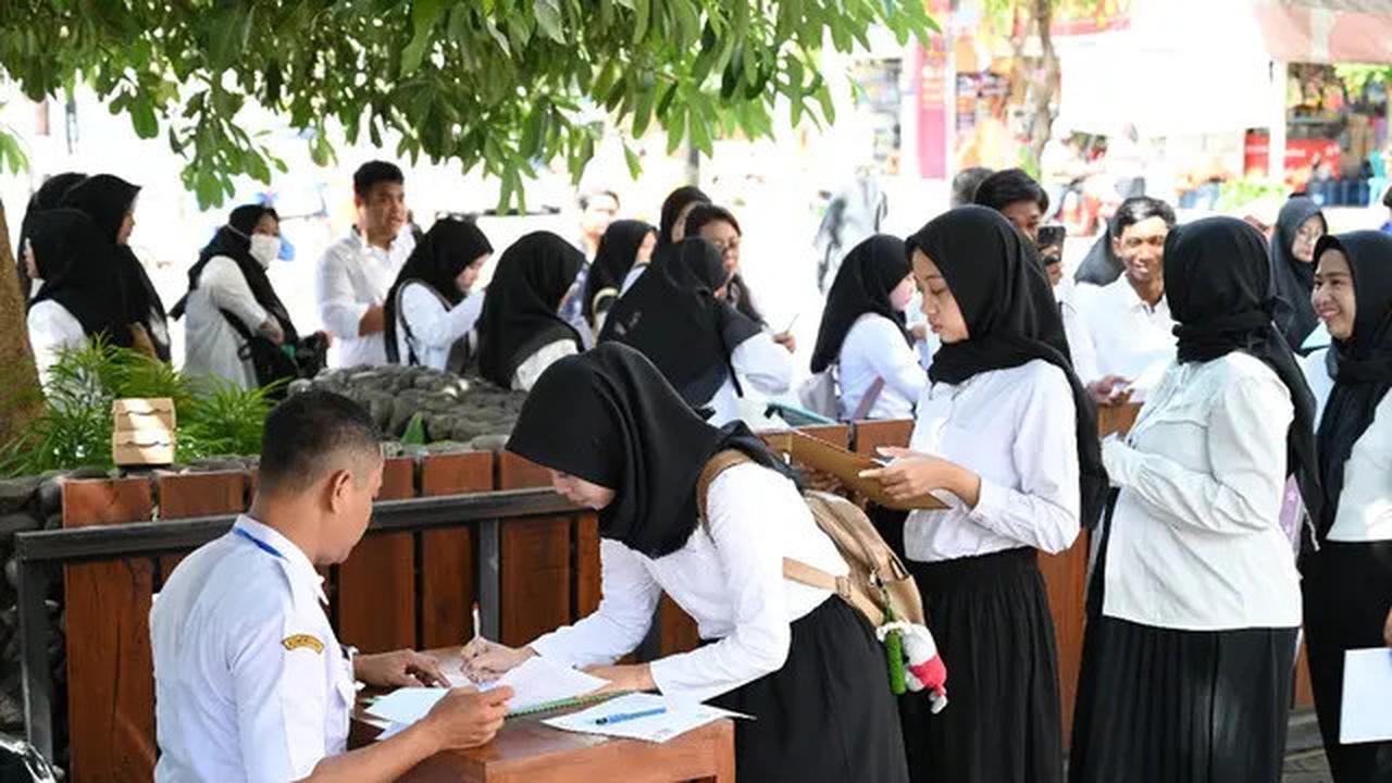Kerugian Penundaan Pengangkatan CPNS Diramal Sentuh Rp 6,76 Triliun