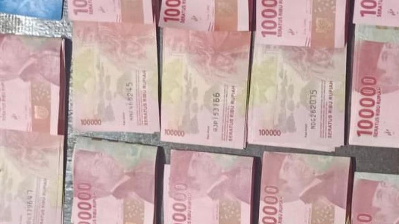 uang palsu di UIN Makassar