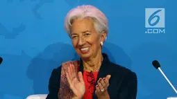 Direktur Pelaksana IMF Christine Lagarde saat menghadiri pembukaan High - Level International Conference di Jakarta, Selasa (27/2). Konferensi internasional tingkat tinggi ini bertemakan "Models in a Changing Global Landscape". (Liputan6.com/JohanTallo)