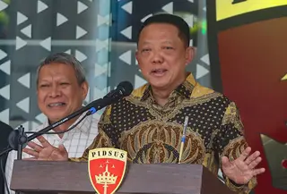 Jaksa Agung Muda Tindak Pidana Khusus (Jampidsus) Febrie Adriansyah memberikan keterangan pers di Gedung Bundar, Kejaksaan Agung, Jakarta, Jumat (10/7/2026). (KLY/ Budy Santoso)