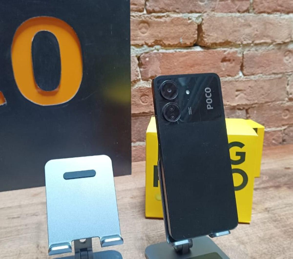 POCO C65 dengan varian 6+128GB dibanderol dengan harga Rp1.399.000, sedangkan varian 8+256GB ditawarkan dengan harga Rp1.699.000.<br>