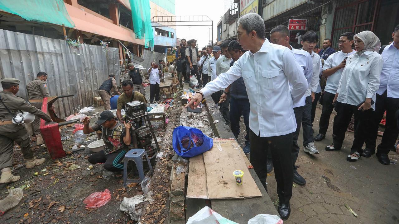 FOTO: Pasca Lebaran,  PKL Ditertibkan di Eks Pasar Bogor