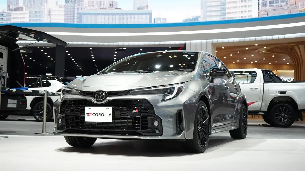 GR Corolla