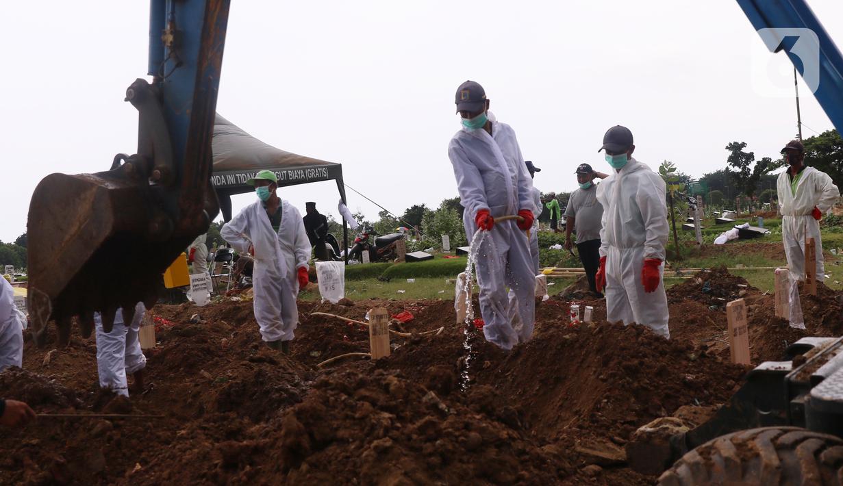 FOTO: Krisis Lahan Pemakaman Jenazah dengan Protokol COVID ...