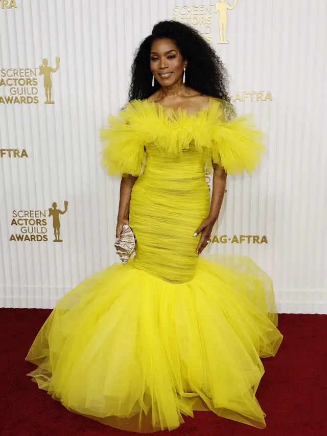 Angela Bassett