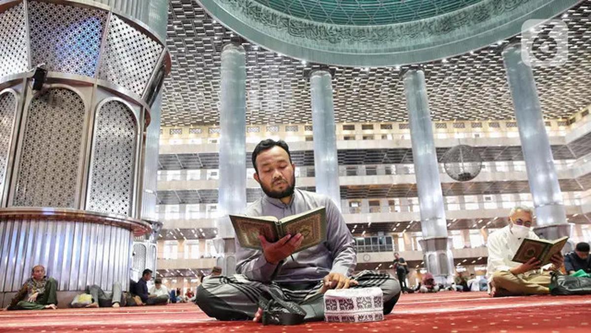 Bolehkah Membaca Al-Qur'an Tanpa Wudhu? Simak Penjelasan Buya Yahya