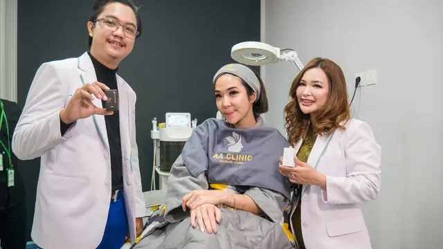 Gisella Anastasia saat perawatan di AA Clinic, Kuningan, Jakarta