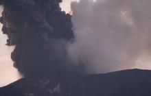 Penjelasan Lengkap Badan Geologi Soal Gas beracun di Gunung Marapi