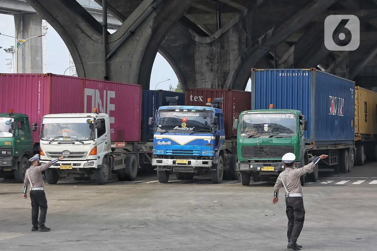 Truk kontainer