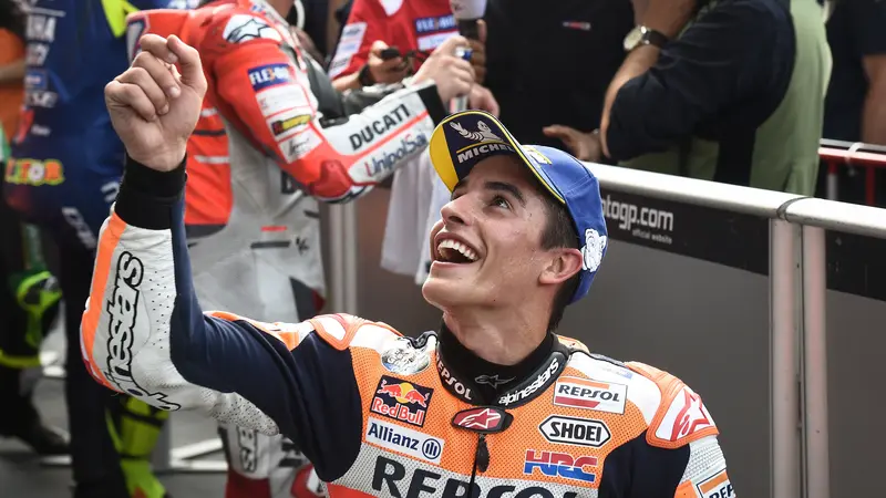 Senyum Marc Marquez Raih Pole Position di Gp Thailand