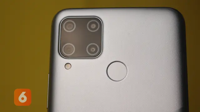 Realme C15