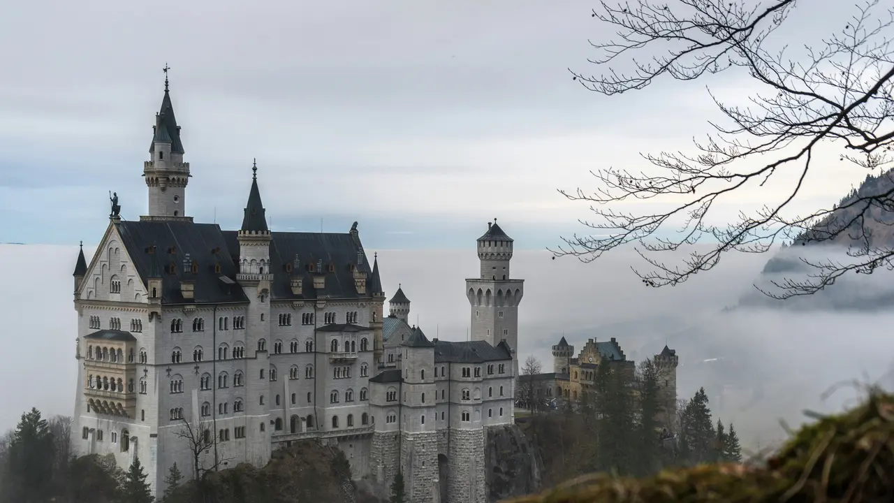 Ilustrasi Kastil Neuschwanstein