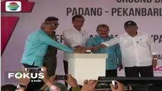 Pembangunan jalan tol sendiri terbagi lima tahap dengan total panjang 244 km dan total biaya Rp 78 triliun.