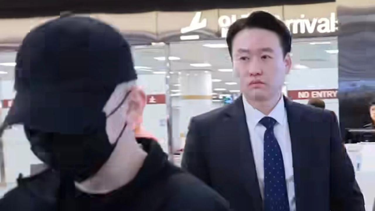 9 Gaya Airport SEVENTEEN yang Skena Banget, Tiap Membernya Punya Signature Look