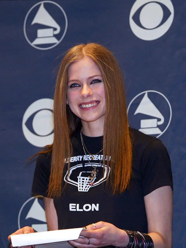 [Bintang] Avril Lavigne dan Ryan Cabrera